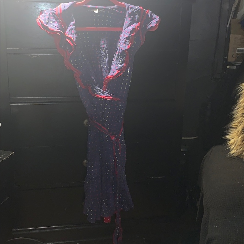 Dress - Picture 2 of 5